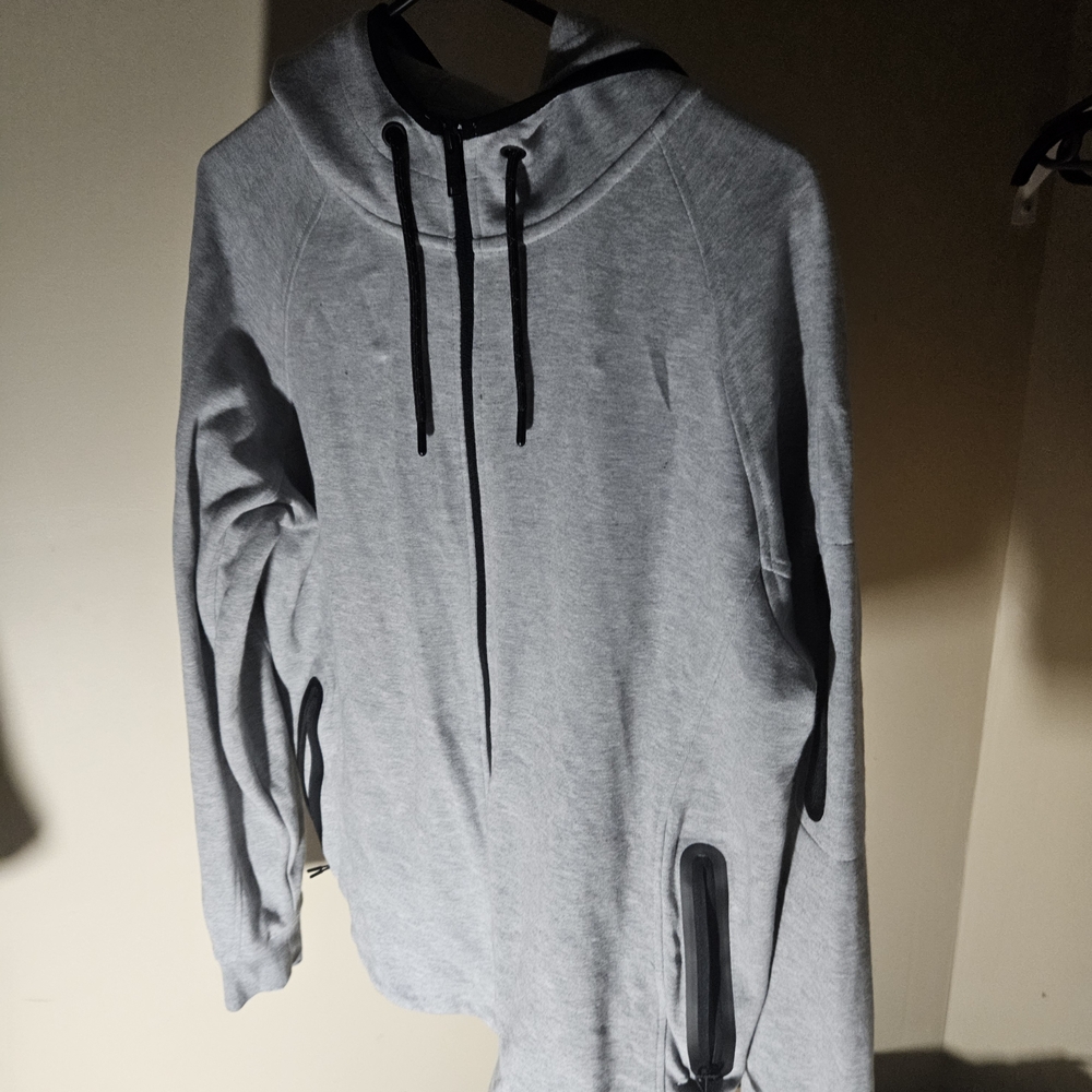 Gray Men's Csg Hoodie Sweater